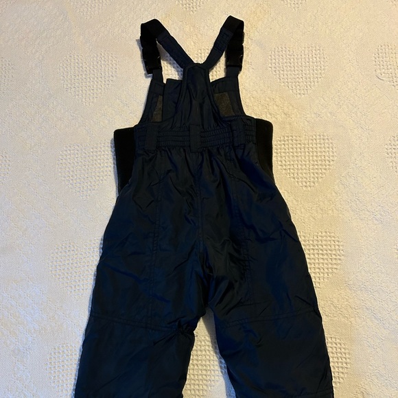 Snow pants - Picture 6 of 11